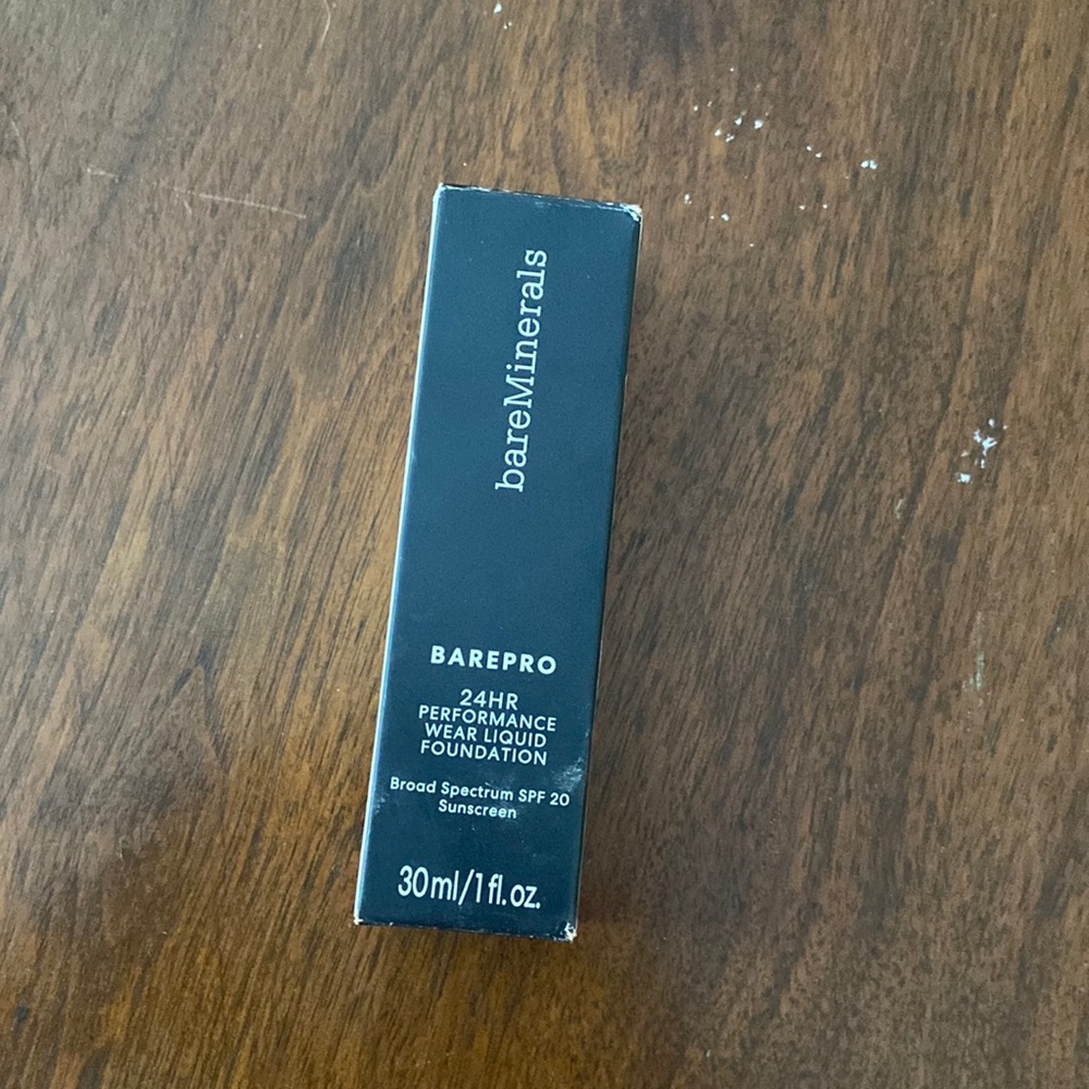 Bare Minerals liquid foundation - fair 01